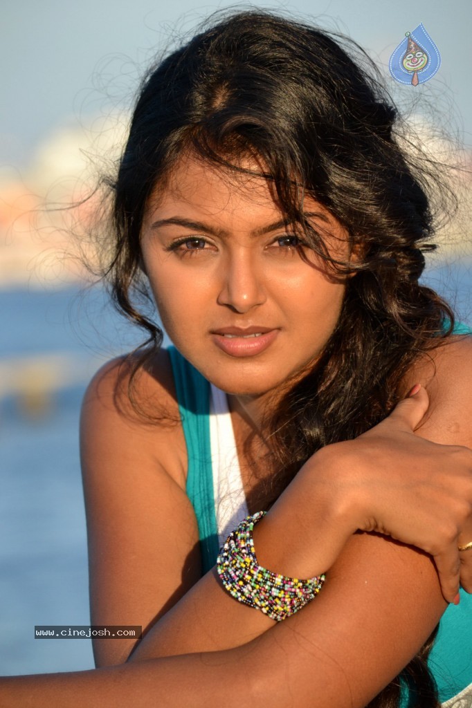 Monal Gajjar New Photos - 51 / 70 photos