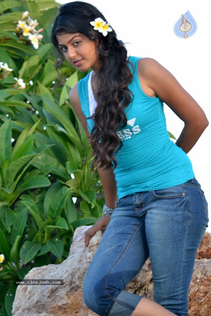 Monal Gajjar New Photos - 63 / 70 photos