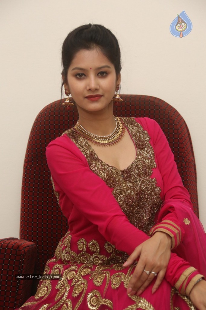 Monika Singh Latest Stills - 8 / 102 photos