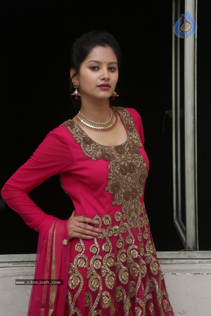 Monika Singh Latest Stills - 37 / 102 photos