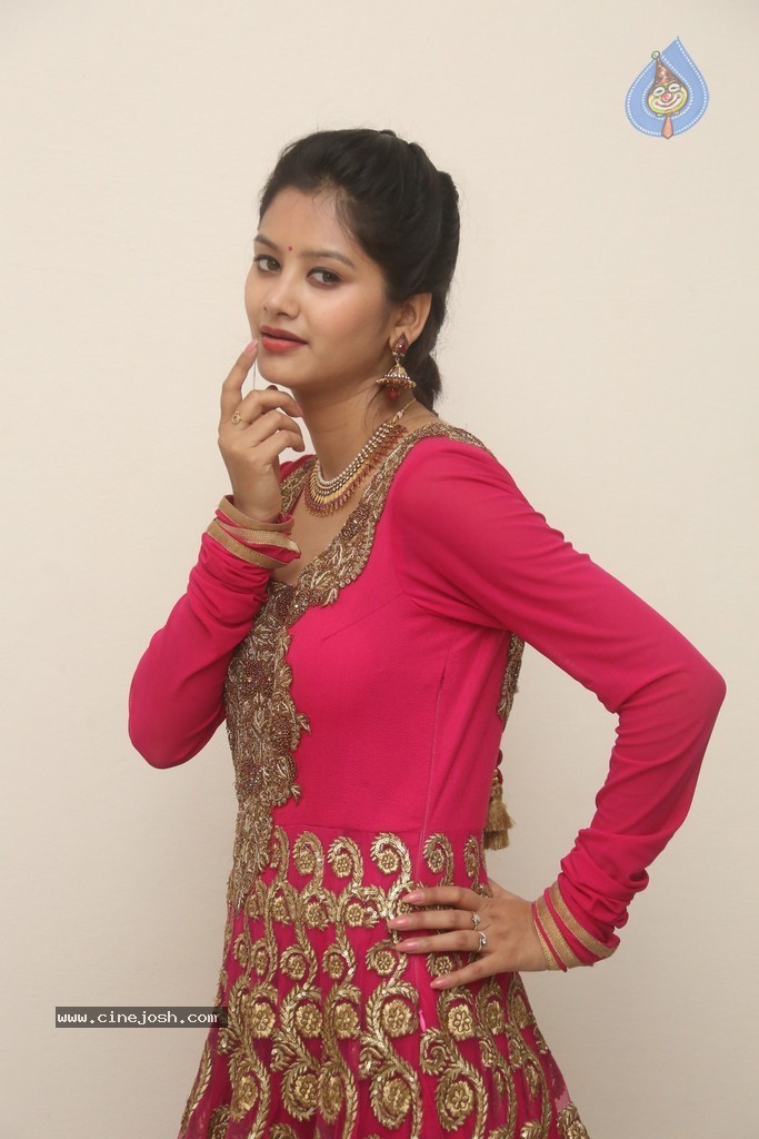 Monika Singh Latest Stills - 68 / 102 photos