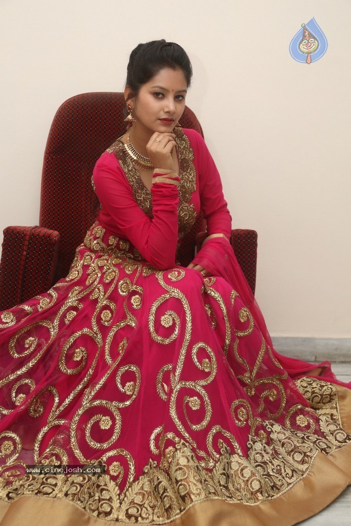 Monika Singh Latest Stills - 76 / 102 photos
