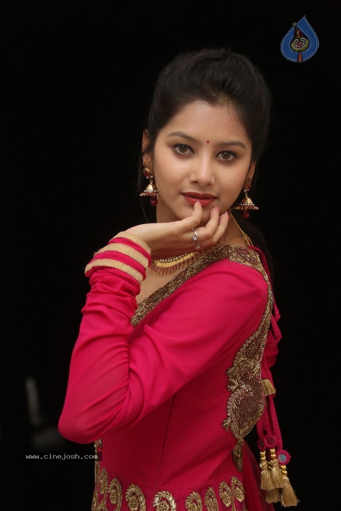 Monika Singh Latest Stills - 91 / 102 photos