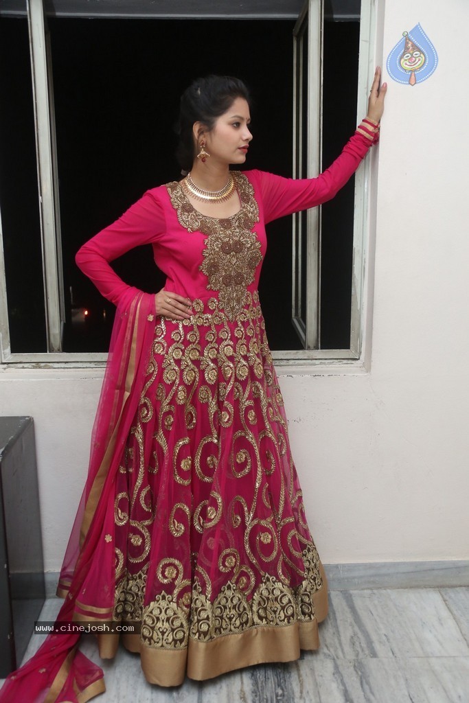 Monika Singh Latest Stills - 99 / 102 photos