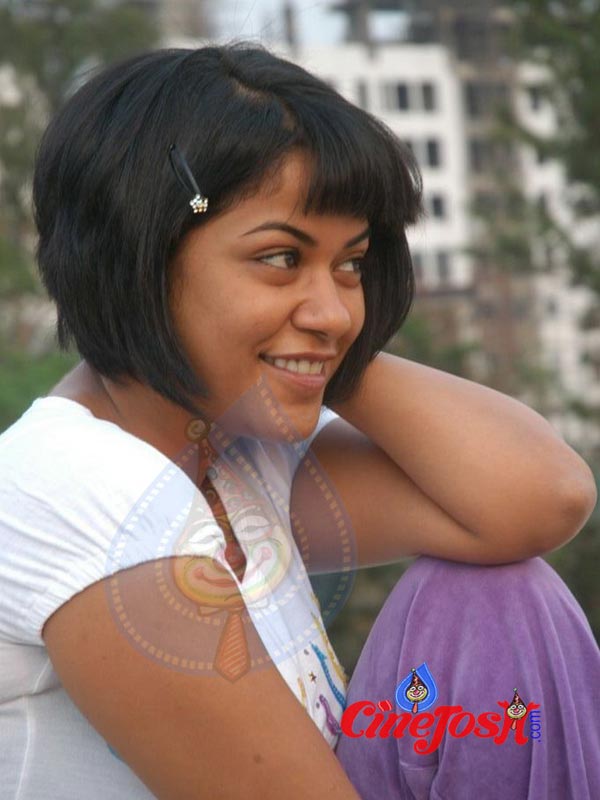 Mummaith Khan - 29 / 34 photos