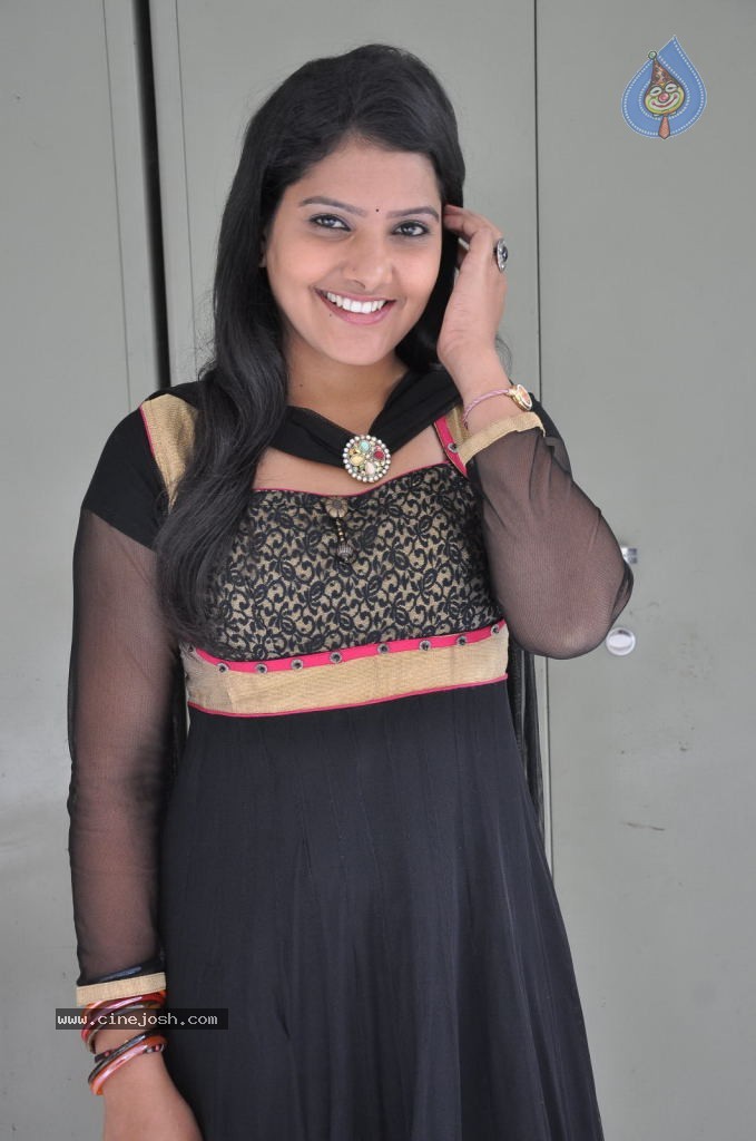 Mumtaaz Stills - 9 / 57 photos