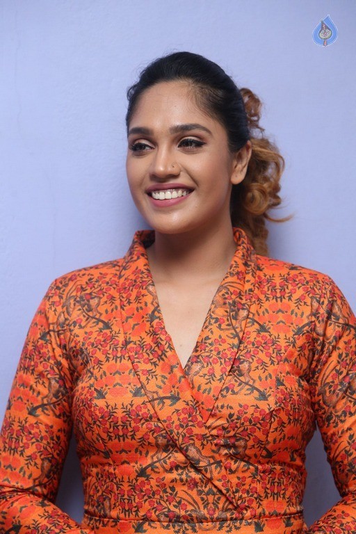 Mumtaz Sorcar New Photos - 17 / 35 photos
