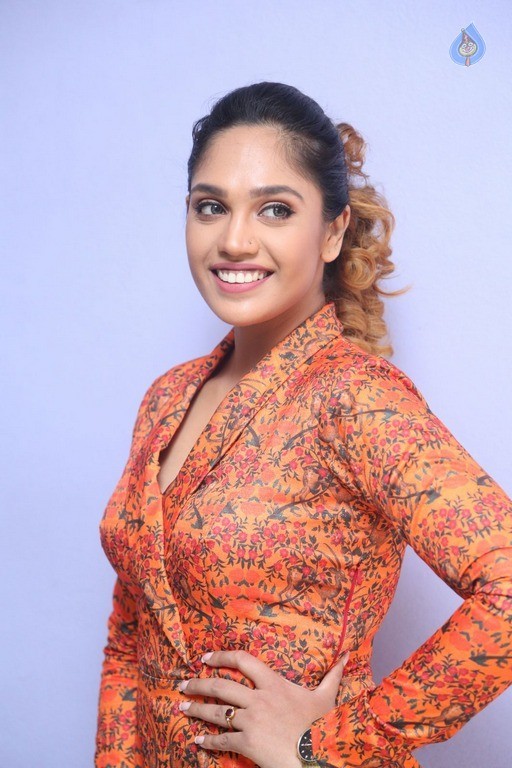 Mumtaz Sorcar New Photos - 34 / 35 photos