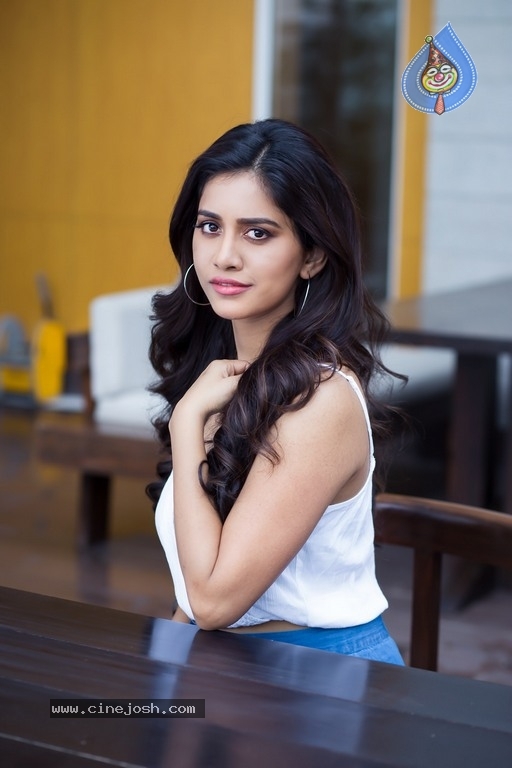 Nabha Natesh Latest Photos - 6 / 7 photos