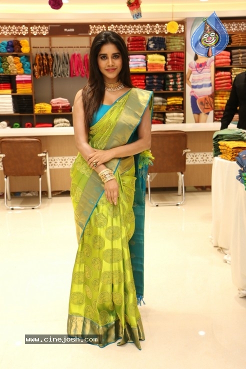 Nabha Natesh  Launches Srika Store in Mehdipatnam - 25 / 31 photos