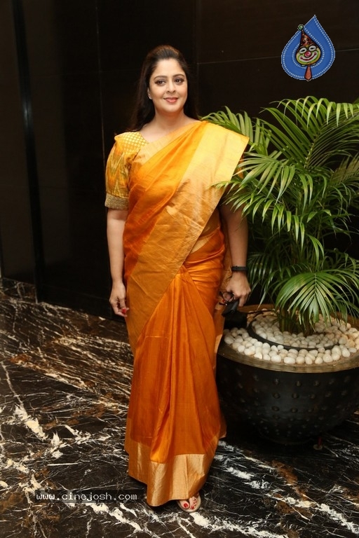 Nagma New Stills - 6 / 14 photos