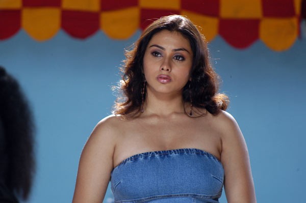 Namitha - 25 / 35 photos