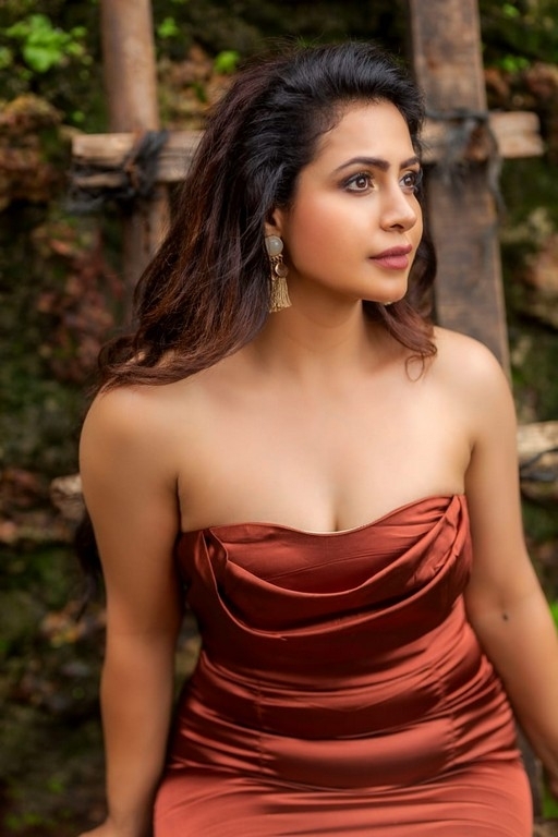 Nandini Rai latest Photos - 23 / 29 photos
