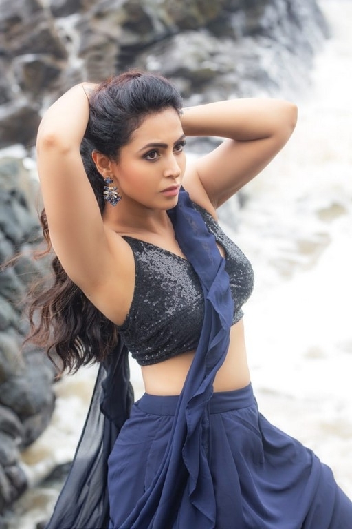 Nandini Rai latest Photos - 26 / 29 photos