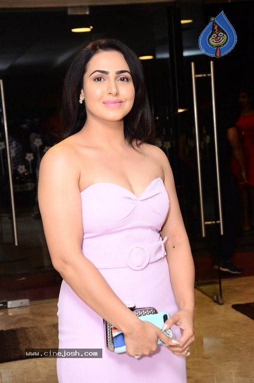 Nandini Rai New Images - 2 / 21 photos