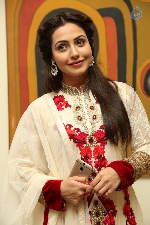 Nandini Rai New Photos - 28 / 40 photos
