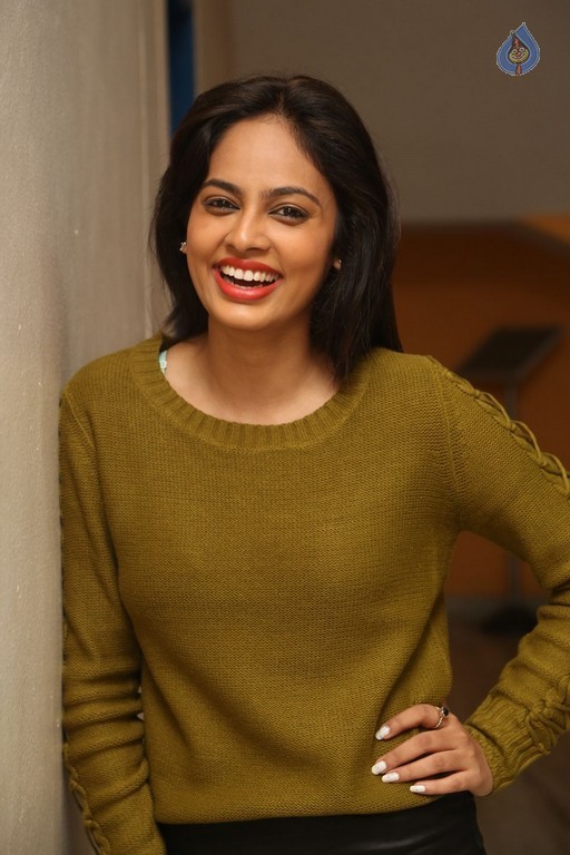 Nandita Swetha Latest Stills - 22 / 37 photos