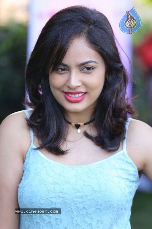 Nandita Swetha Photos - 28 / 41 photos