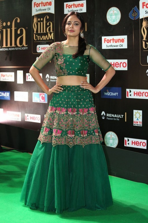 Nandita Swetha Pics at IIFA 2017 - 5 / 26 photos