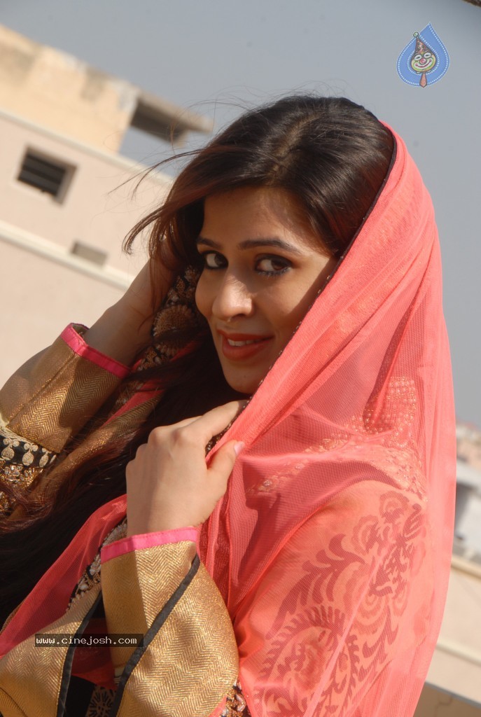 Nanditha Guptha Stills - 39 / 39 photos