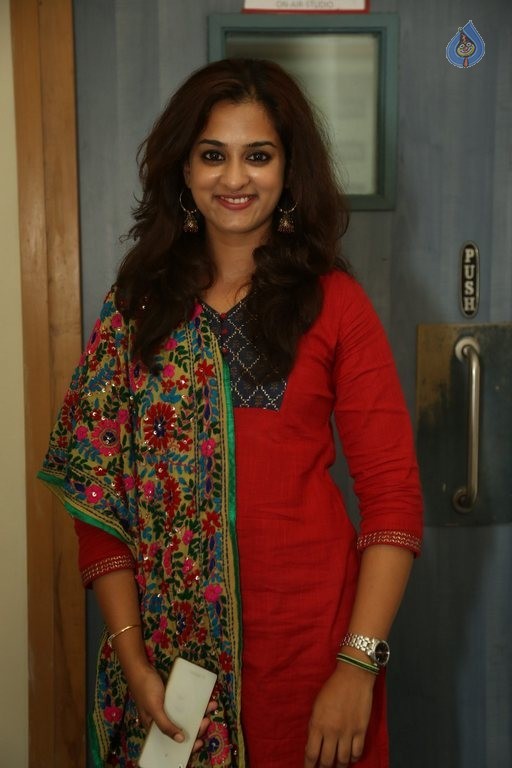 Nanditha Latest Photos - 17 / 42 photos
