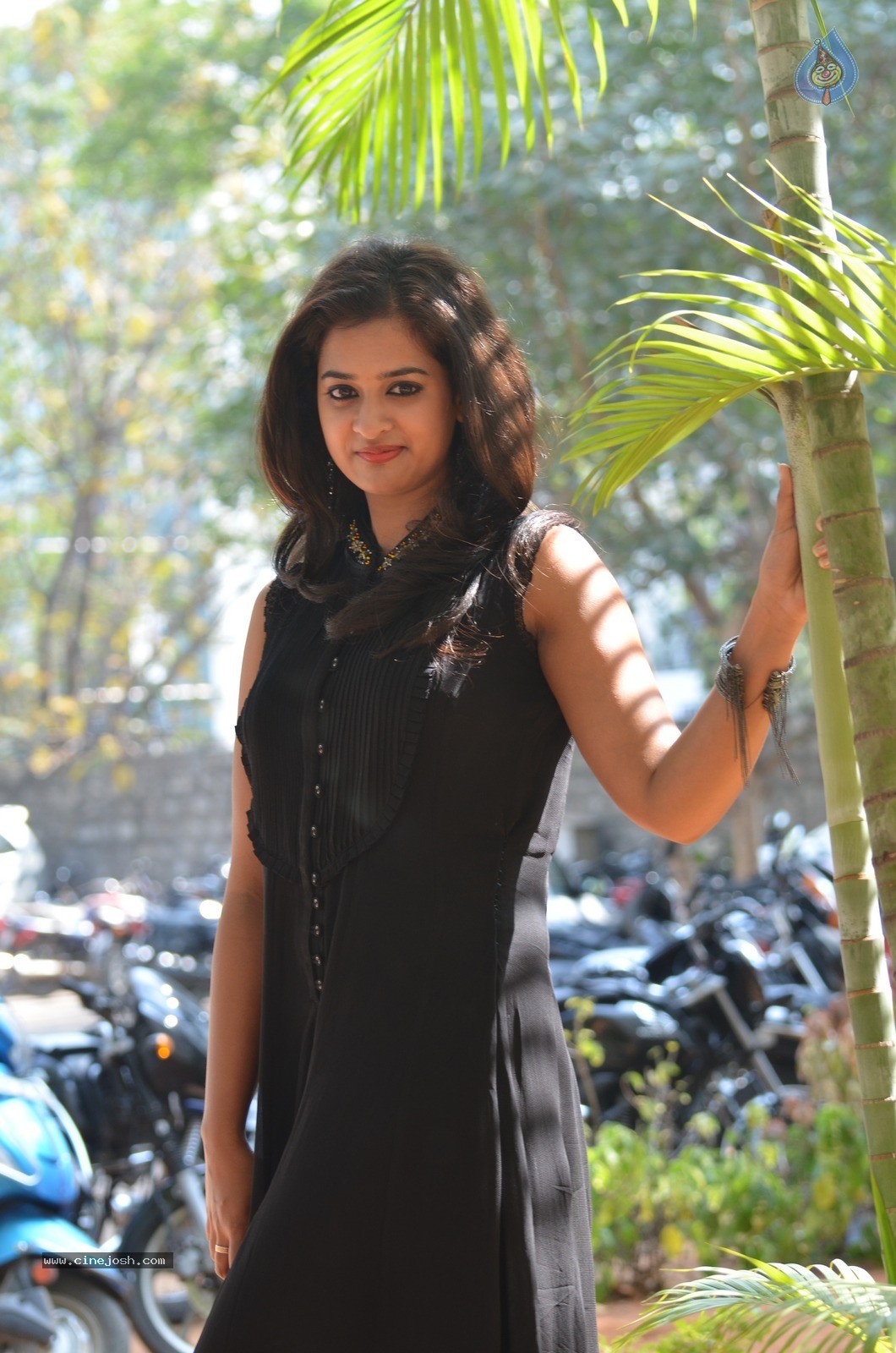 Nanditha New Gallery - 10 / 40 photos