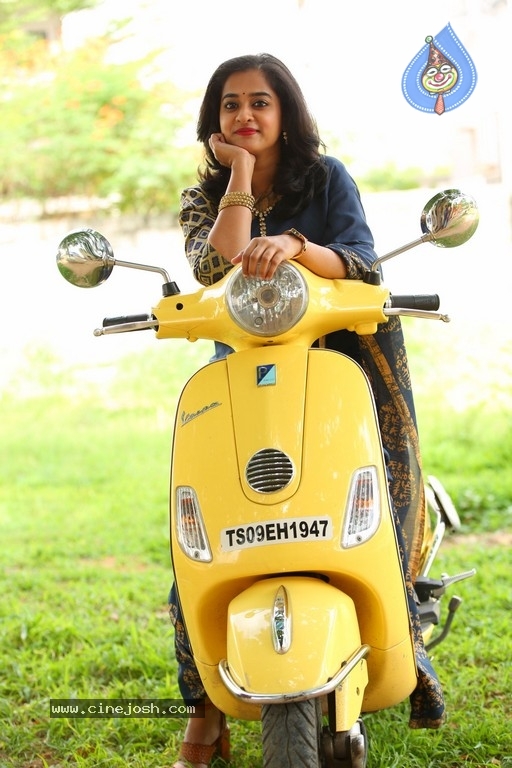 Nanditha Raj Latest Photos - 8 / 17 photos