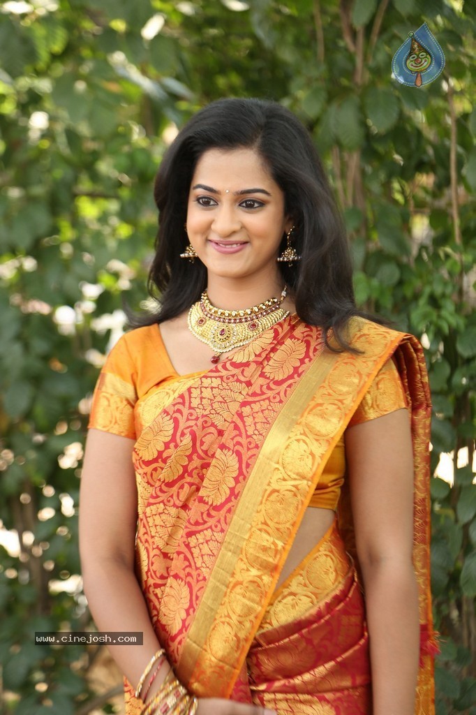 Nanditha Stills - 36 / 81 photos