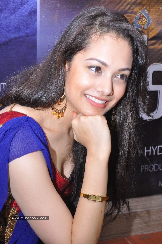 Natalie New Photos - 24 / 95 photos