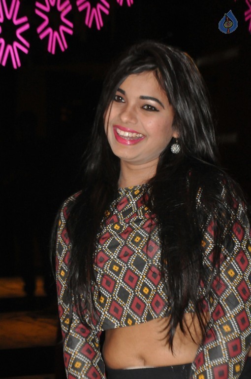 Naveena Jackson Gallery - 14 / 20 photos