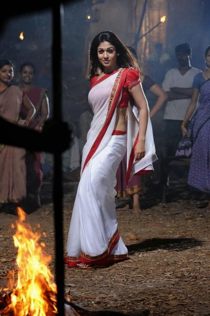 Nayanthara Hot Photos - 14 / 66 photos