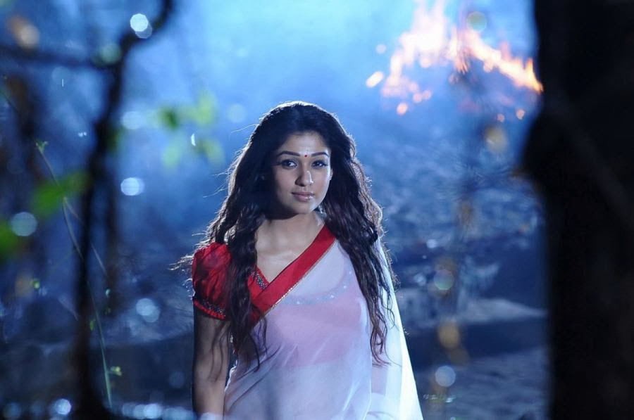 Nayanthara Hot Photos - 24 / 66 photos