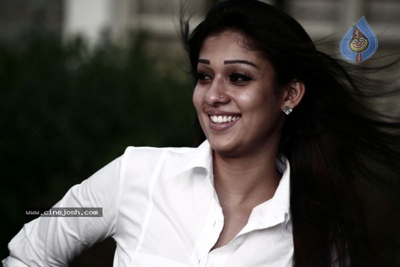 Nayanthara Pics - 2 / 50 photos