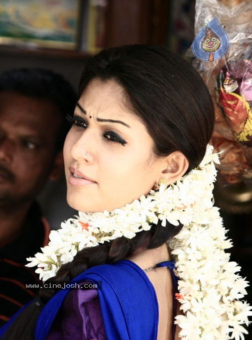 Nayanthara Pics - 14 / 50 photos