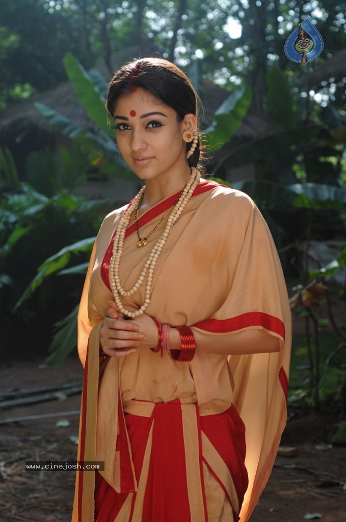 Nayanthara Stills in Sri Rama Rajyam Movie - 3 / 11 photos