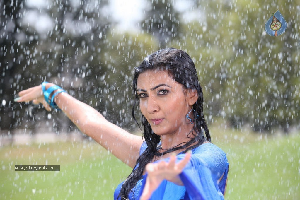 Neelam Upadhyay Hot Pics - 1 / 60 photos