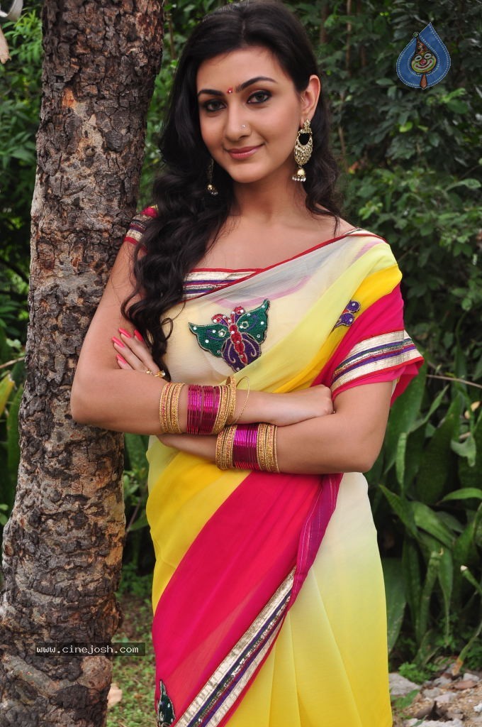 Neelam Upadhyay Latest Photos - 35 / 41 photos