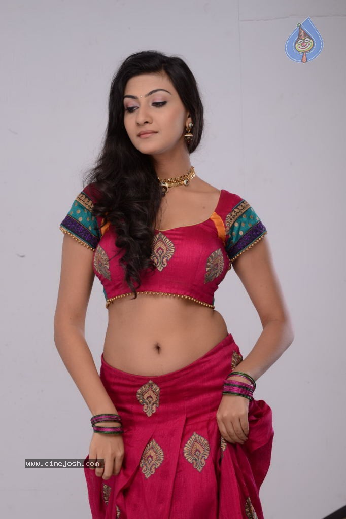 Neelam Upadhyay New Hot Pics - 14 / 84 photos