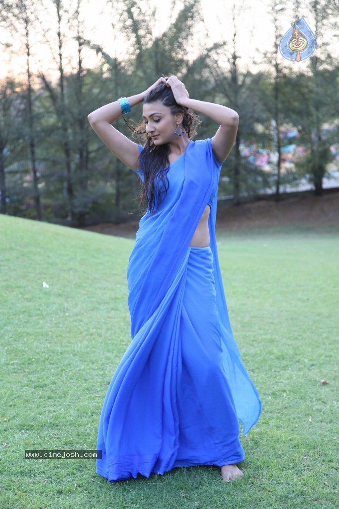 Neelam Upadhyay New Images - 8 / 39 photos