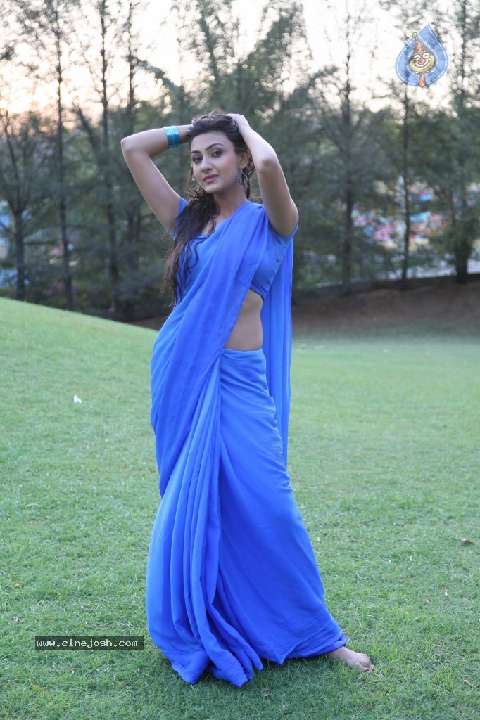 Neelam Upadhyay New Images - 32 / 39 photos