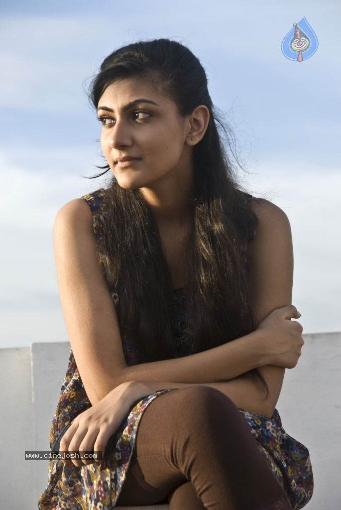 Neelam Upadhyay New Photos - 5 / 67 photos