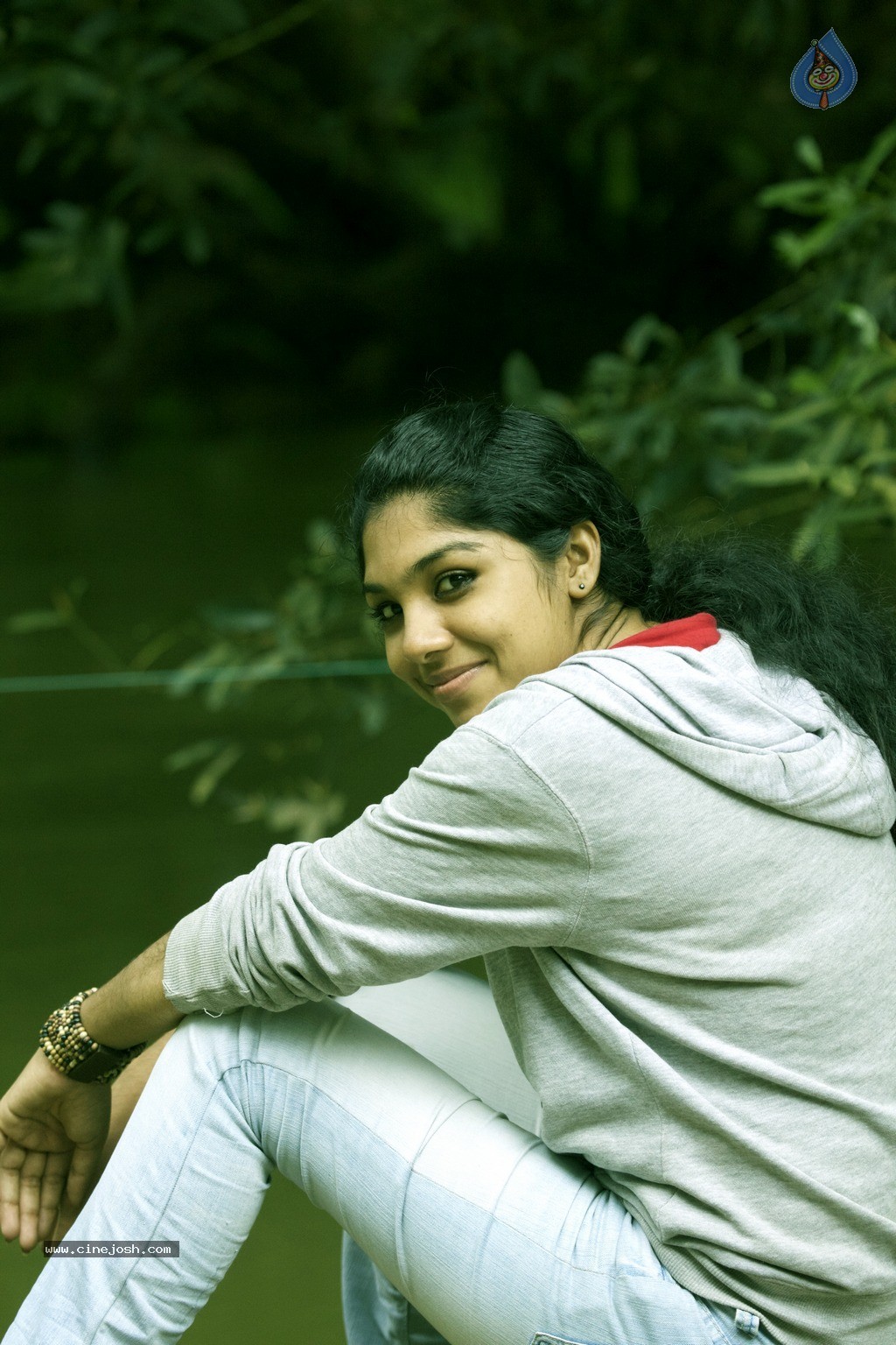 Neethu K Jose Photo Shoot - 22 / 40 photos
