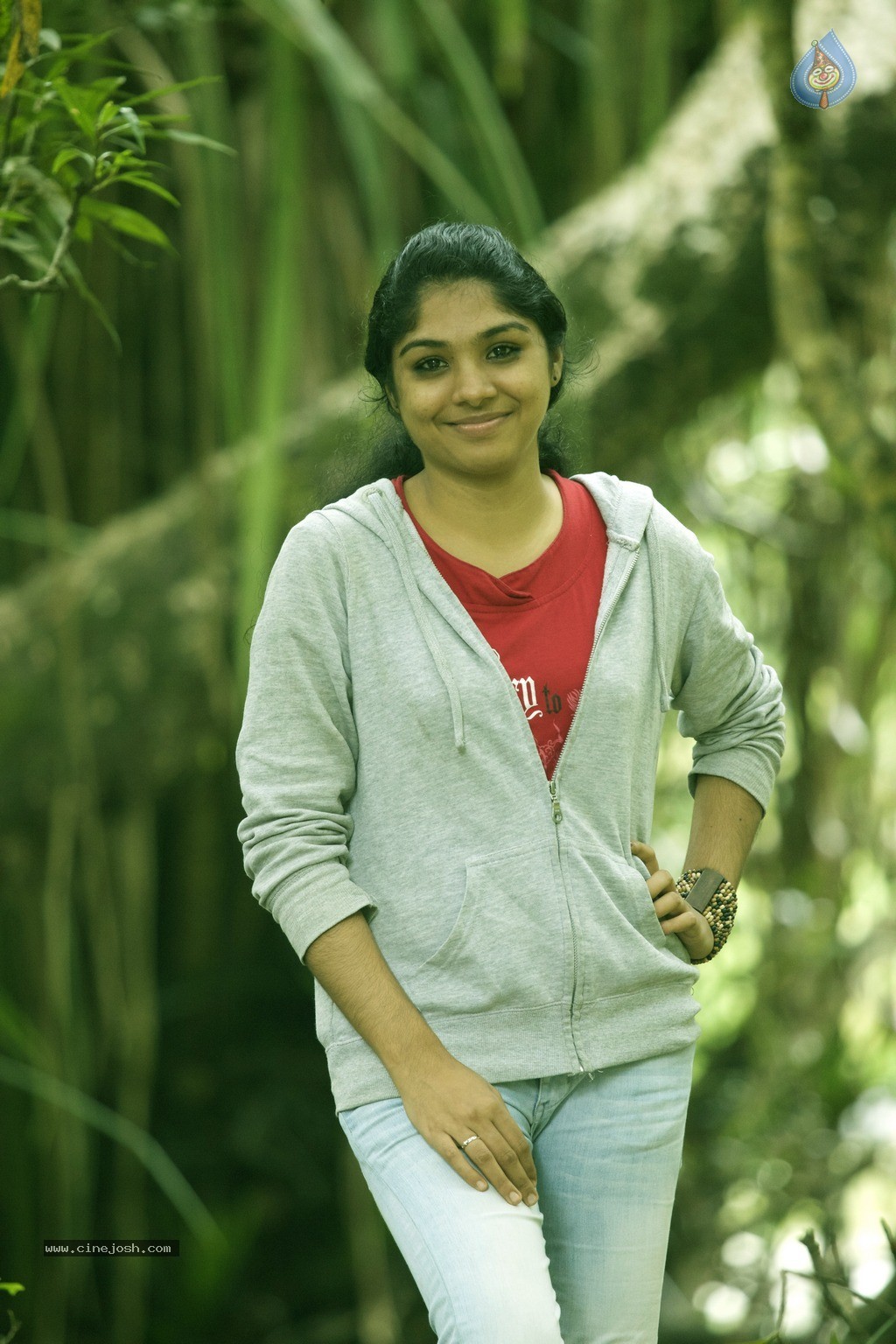 Neethu K Jose Photo Shoot - 37 / 40 photos