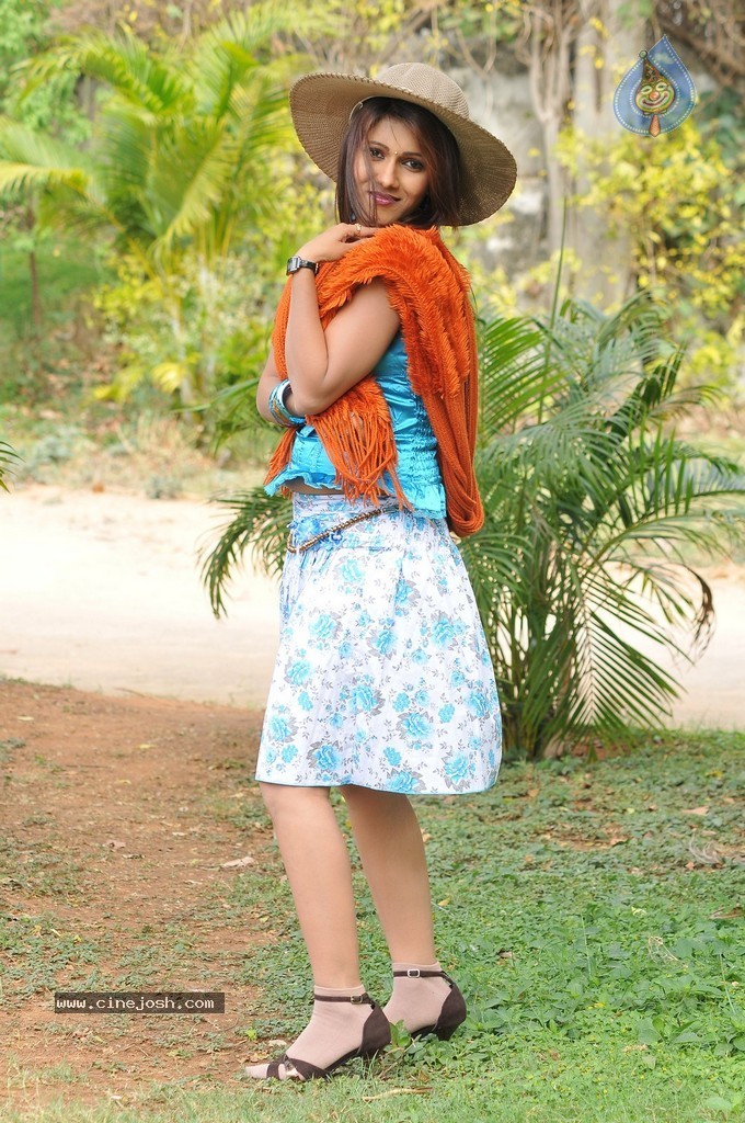 Neetu Agarwal New Photos - 86 / 90 photos