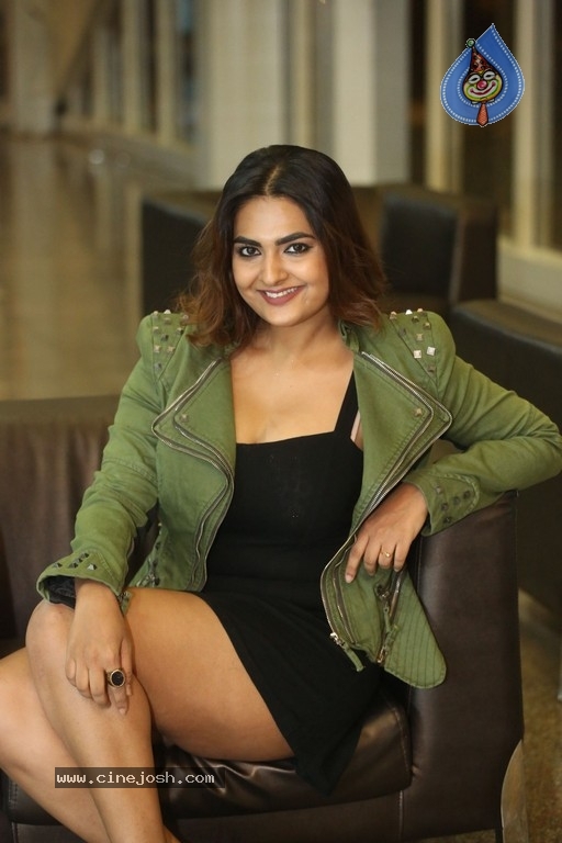 Neha Deshpande Images - 20 / 21 photos