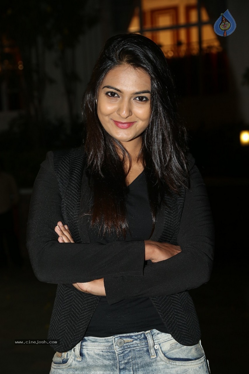 Neha Deshpande Latest Gallery - 61 / 64 photos