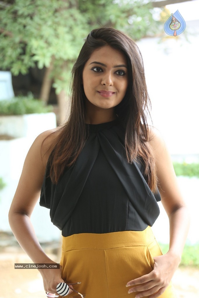 Neha Deshpande Latest Gallery - 13 / 90 photos