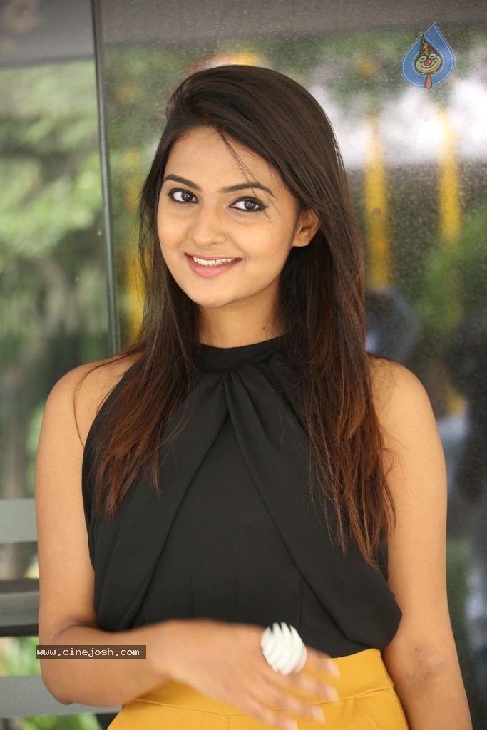 Neha Deshpande Latest Gallery - 19 / 90 photos
