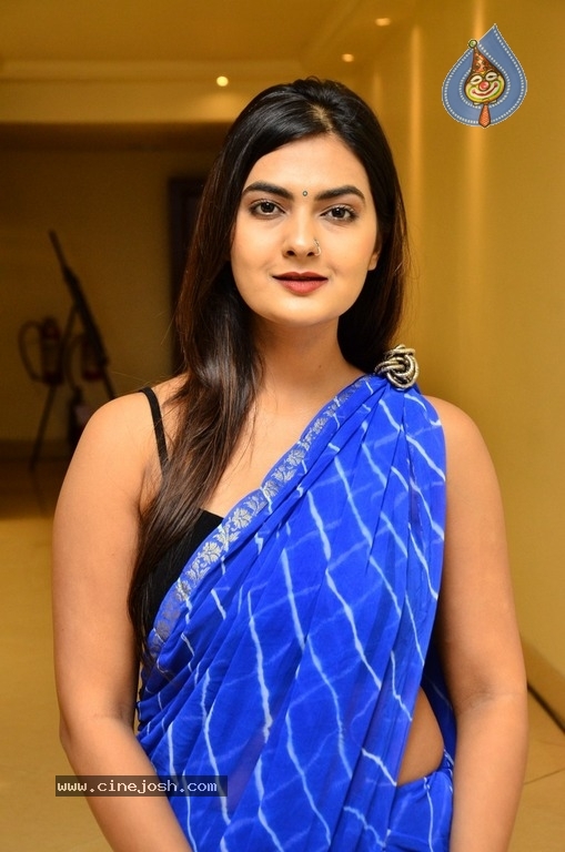 Neha Deshpande Latest Images - 7 / 21 photos