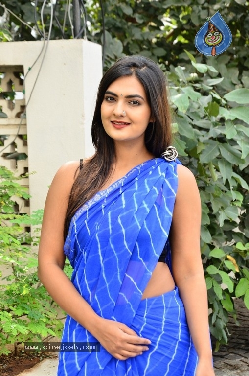 Neha Deshpande Latest Images - 12 / 21 photos